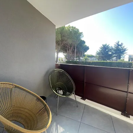 115 Wellness Cap D'agde * Агд